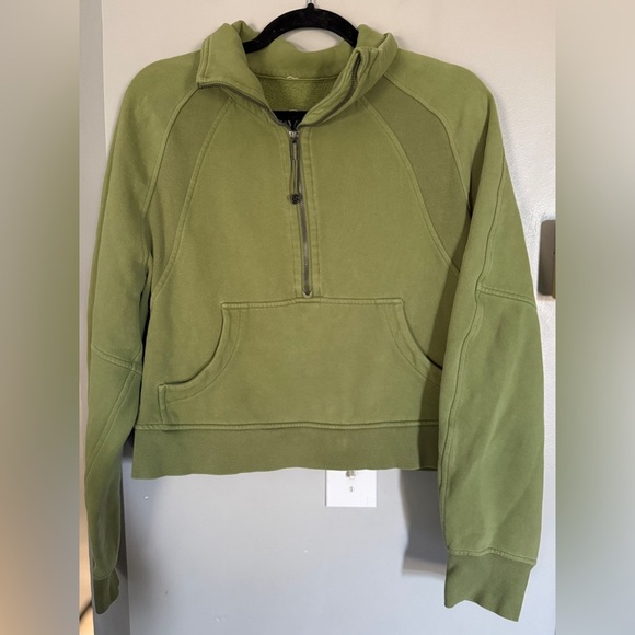 Lululemon Athletica Green Half-Zip Sweatshirt - Picture 2 of 4